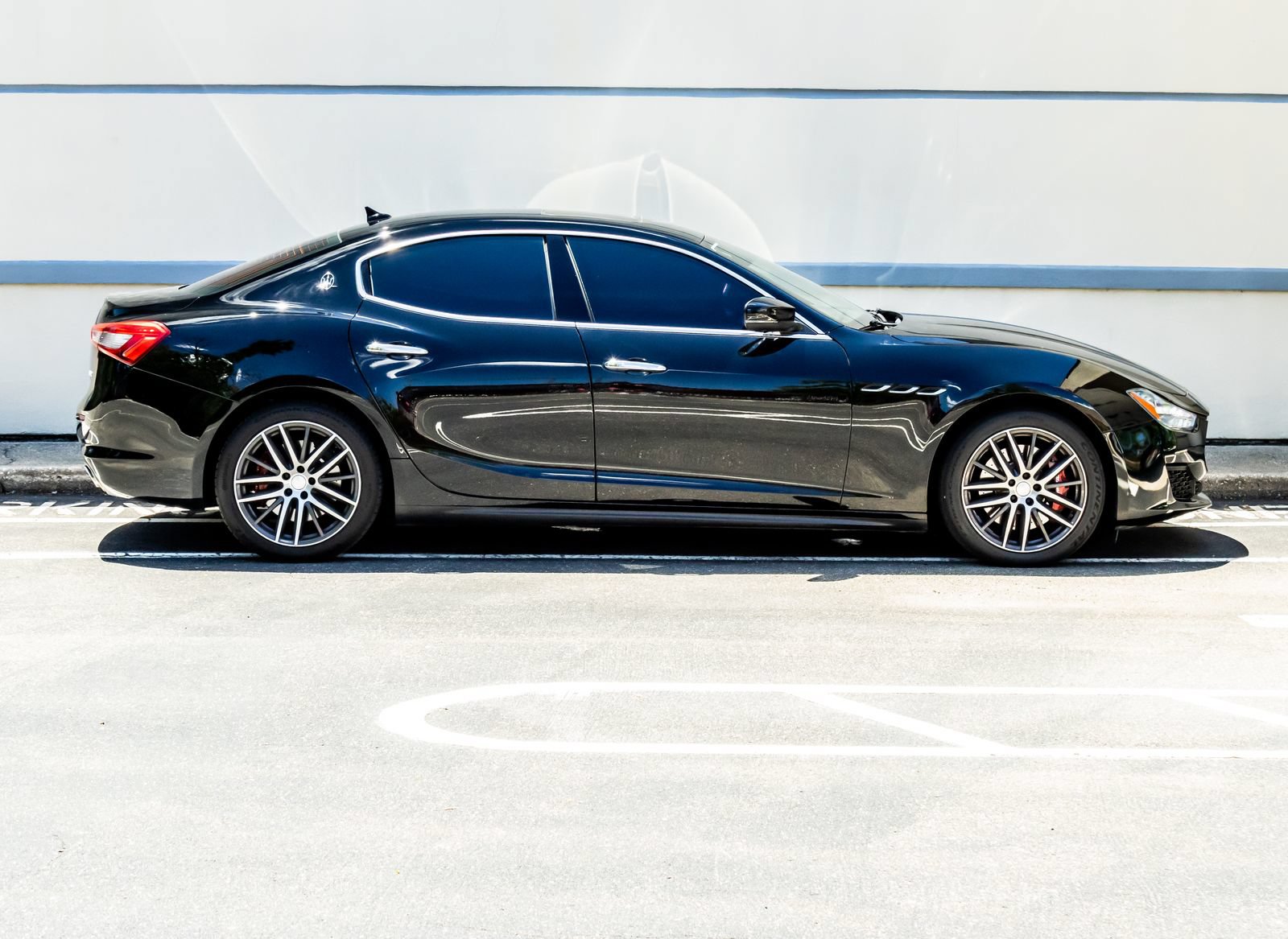 Used 2020 Maserati Ghibli S Q4 AWD/4WD image 9