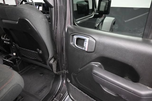 Used 2024 Jeep Wrangler Unlimited Rubicon w/ Technology Group AWD/4WD image 23