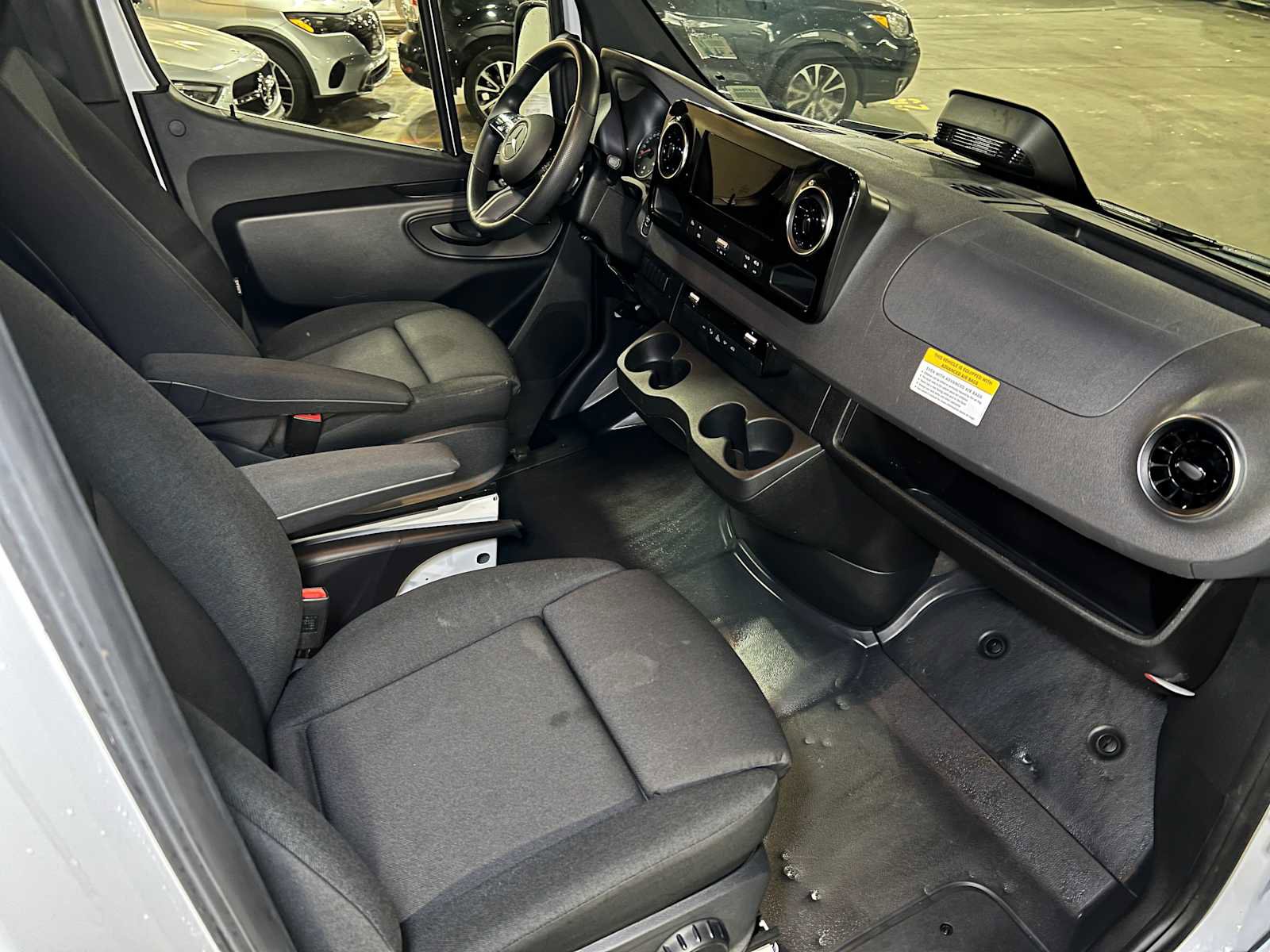 Used 2025 Mercedes-Benz Sprinter 2500 image 11