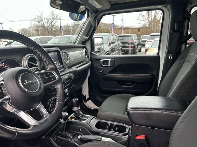 Used 2018 Jeep Wrangler Unlimited Sahara image 21