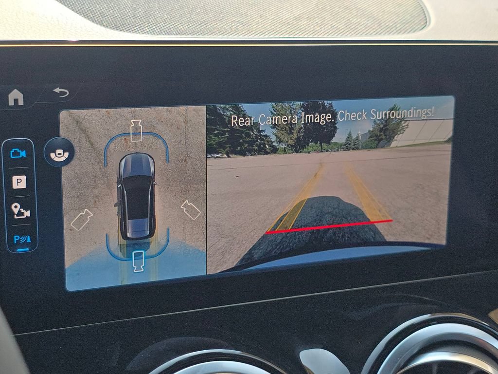 New 2026 Mercedes-Benz GLB 250 4MATIC image 31