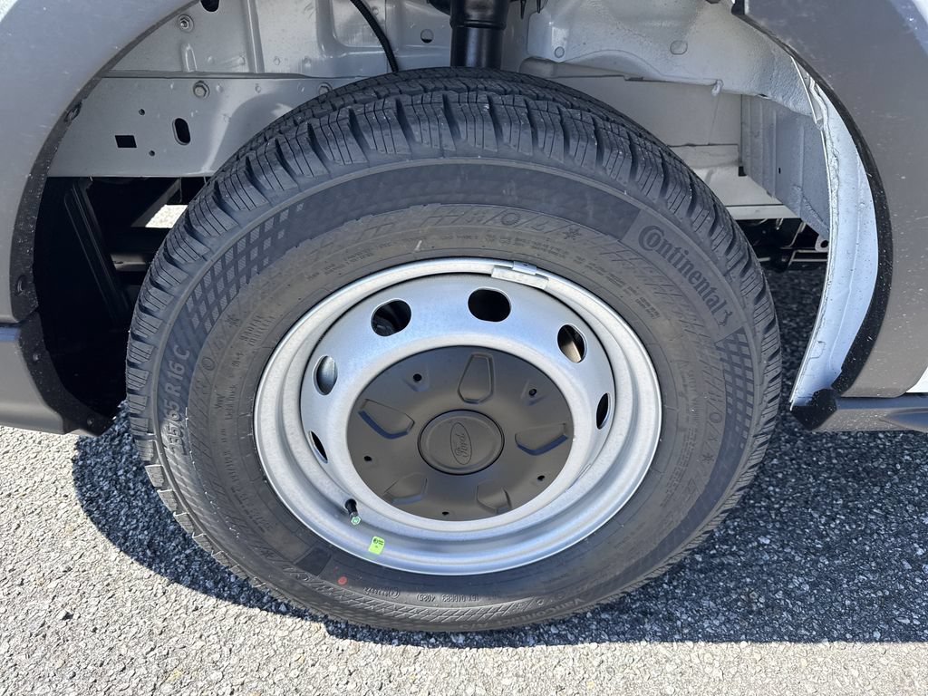 New 2026 Ford Transit 250 148 Medium Roof RWD image 11