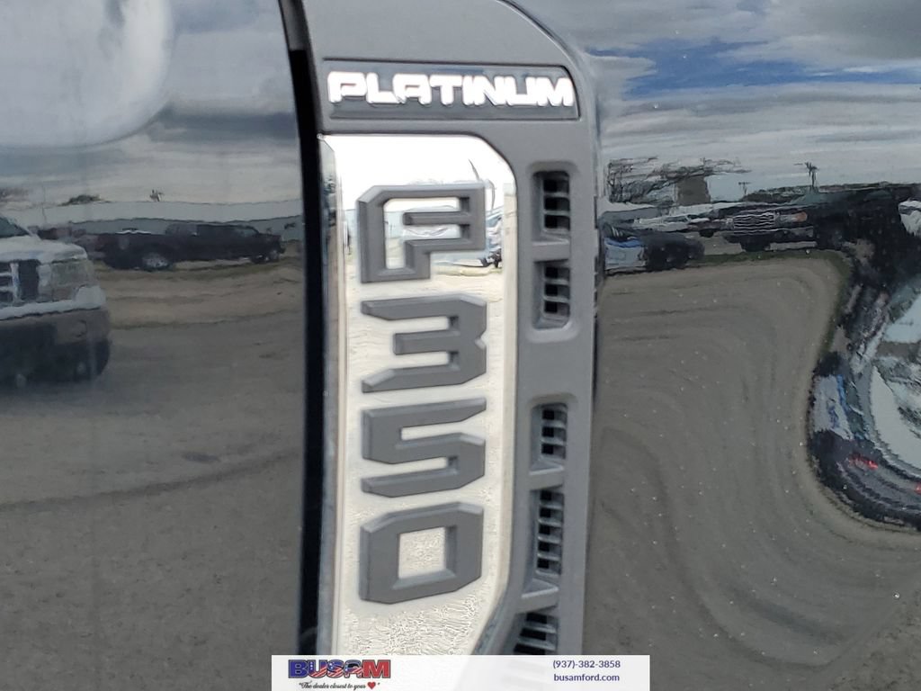 Used 2024 Ford F350 Platinum AWD/4WD image 7
