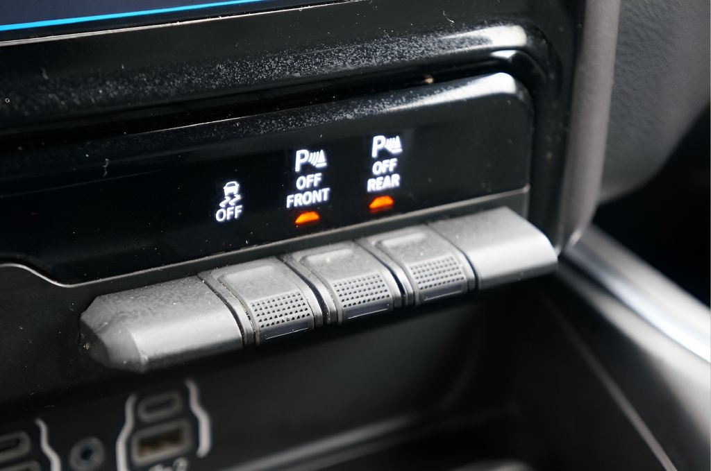 Used 2025 RAM 1500 Big Horn AWD/4WD image 27