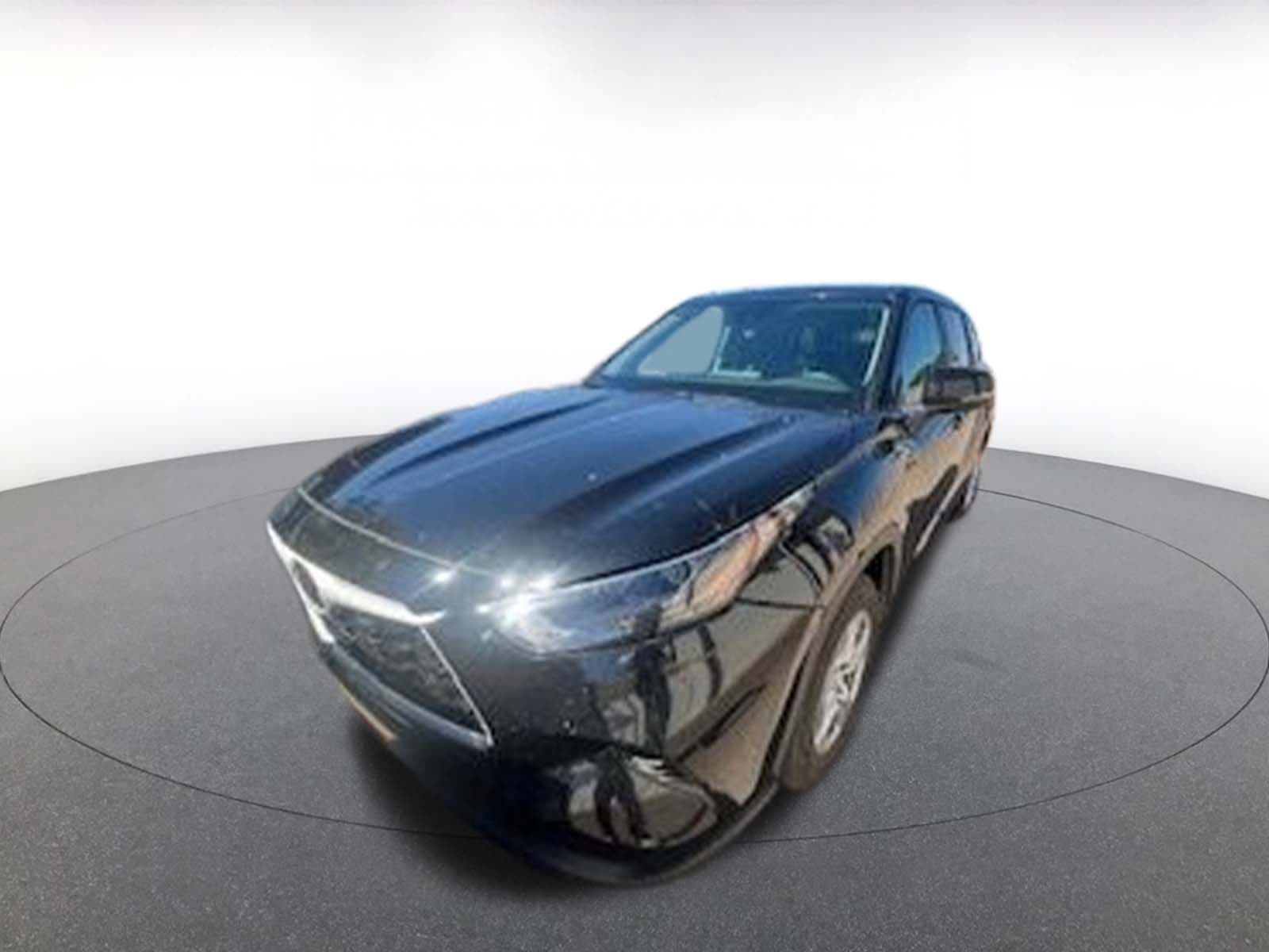 Used 2025 Toyota Highlander LE image 3