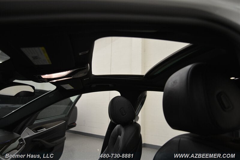 Used 2018 BMW 530e RWD image 41
