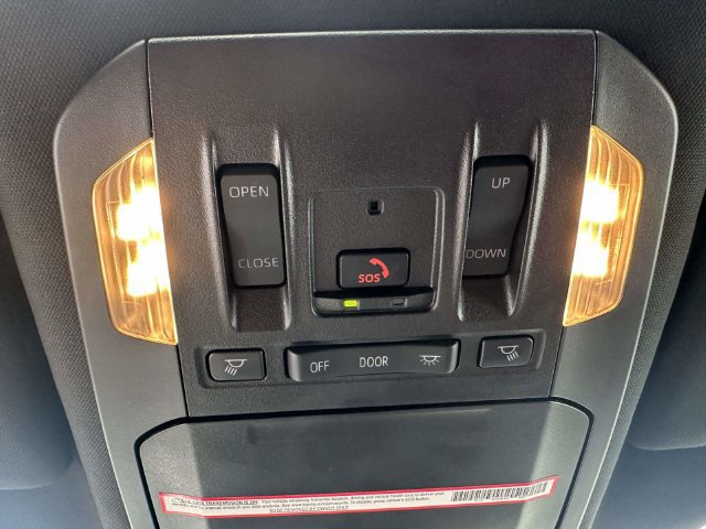 Used 2024 Toyota Highlander XSE AWD/4WD image 41