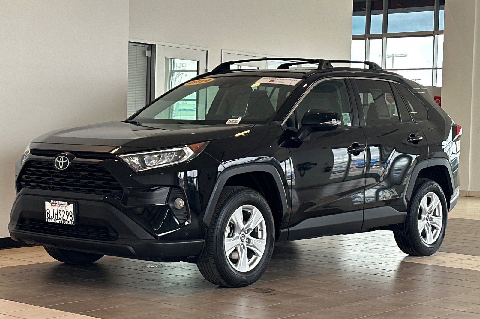 Certified 2019 Toyota RAV4 XLE w/ Carpet Mat Package image 8