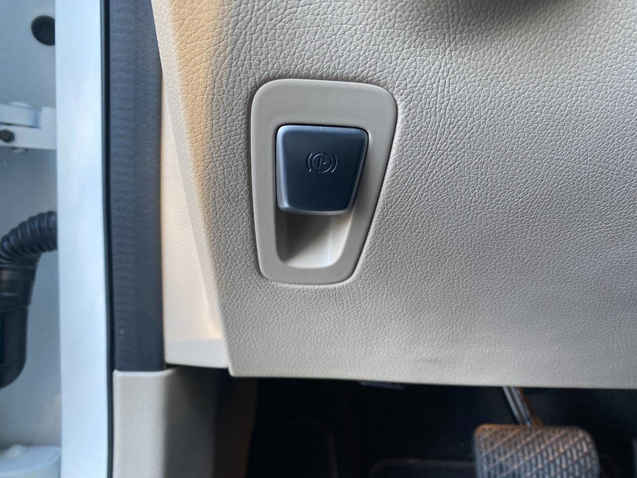 Used 2019 Mercedes-Benz GLC 300 image 24