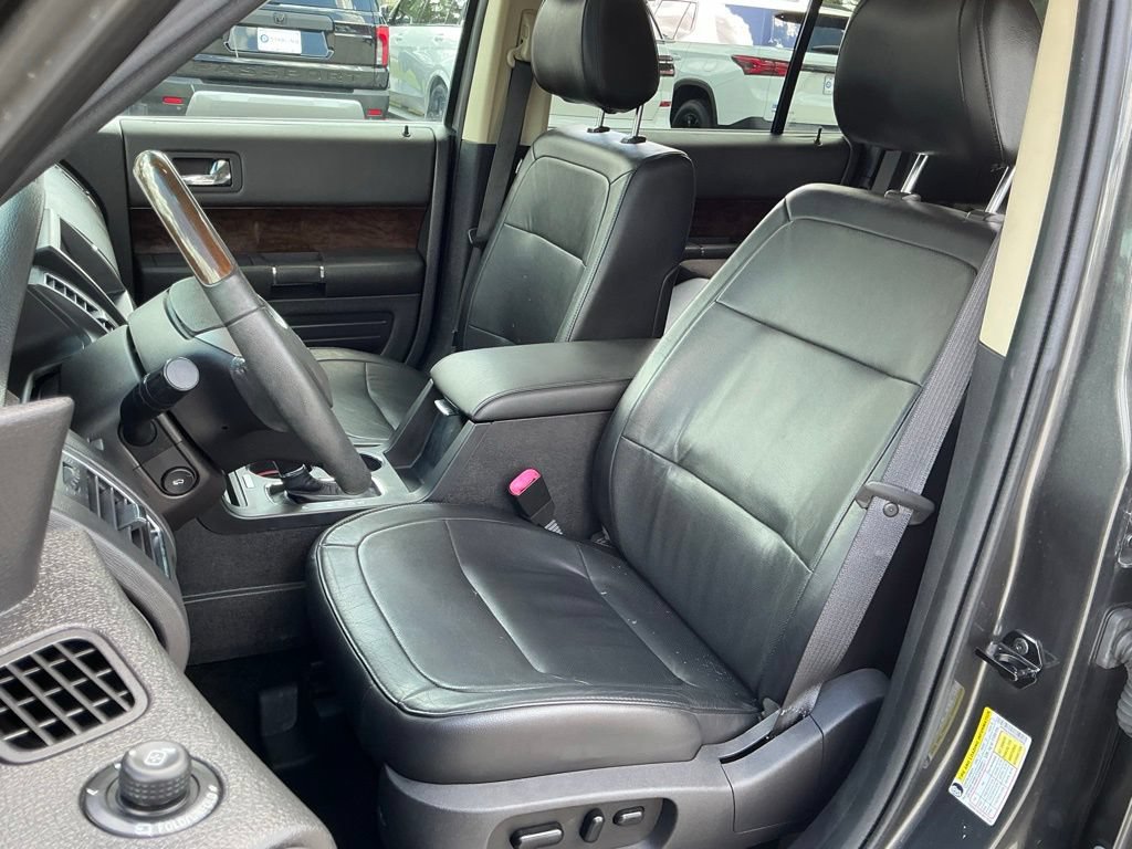 Certified 2019 Ford Flex Limited FWD image 31