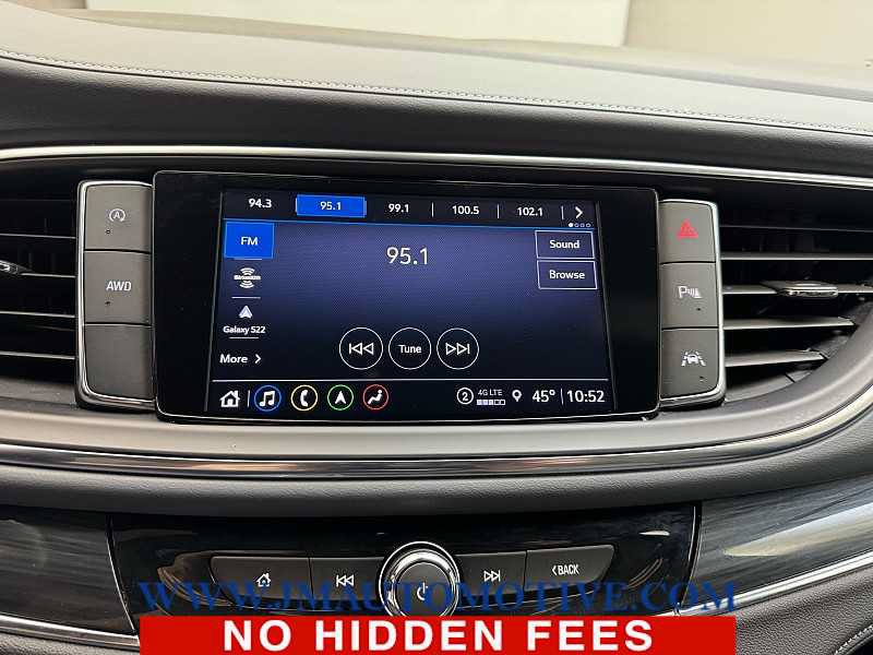 Used 2022 Buick Enclave Essence w/ Experience Buick Package AWD/4WD image 26