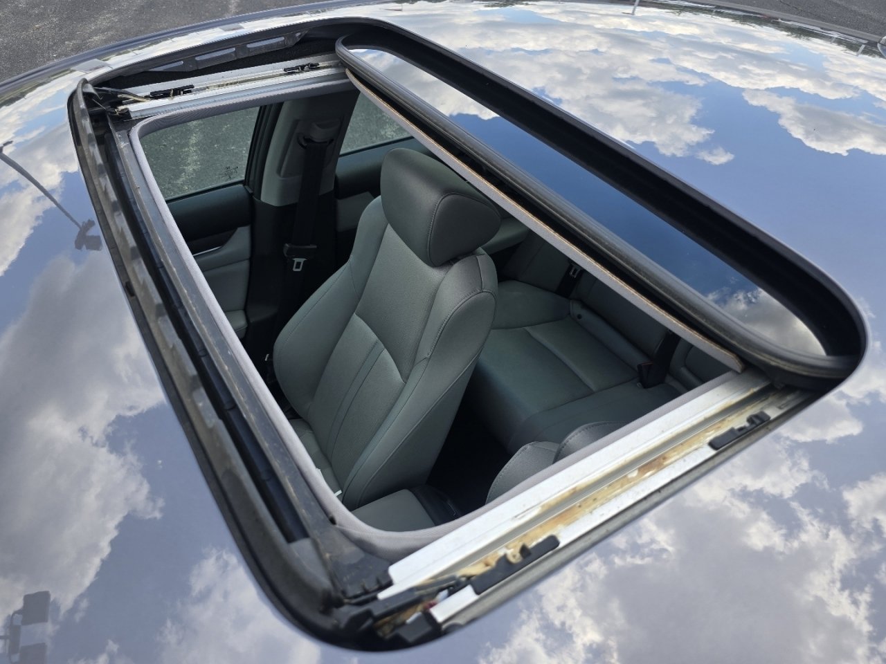 Used 2020 Honda Accord EX image 3