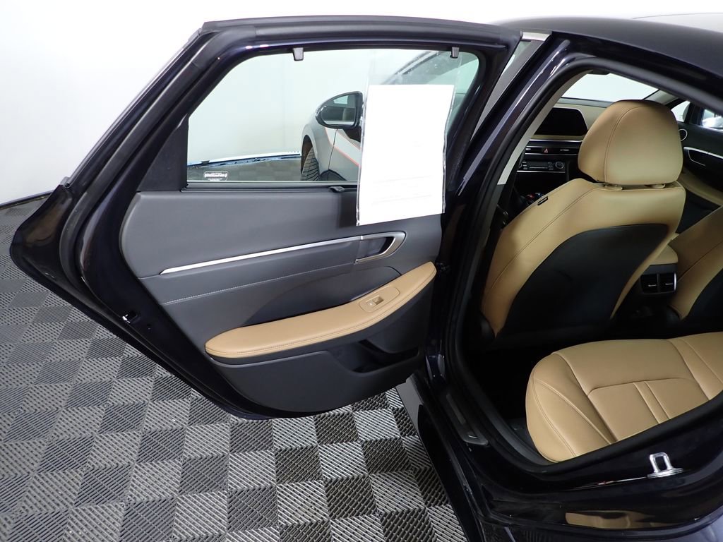 Used 2020 Hyundai Sonata Limited FWD image 36