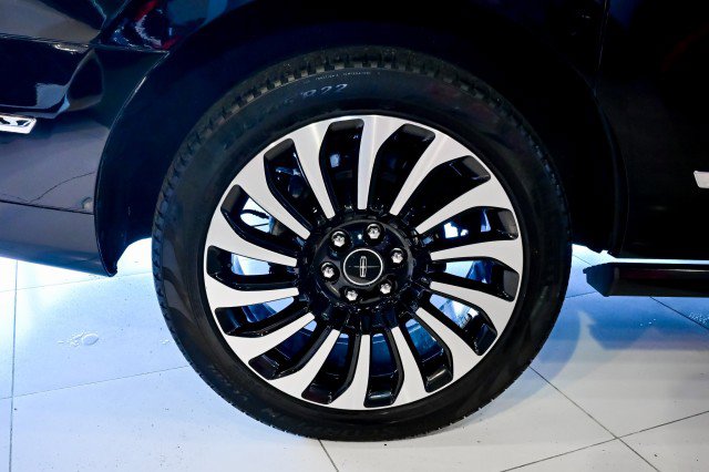 Used 2022 Lincoln Navigator L Black Label image 53
