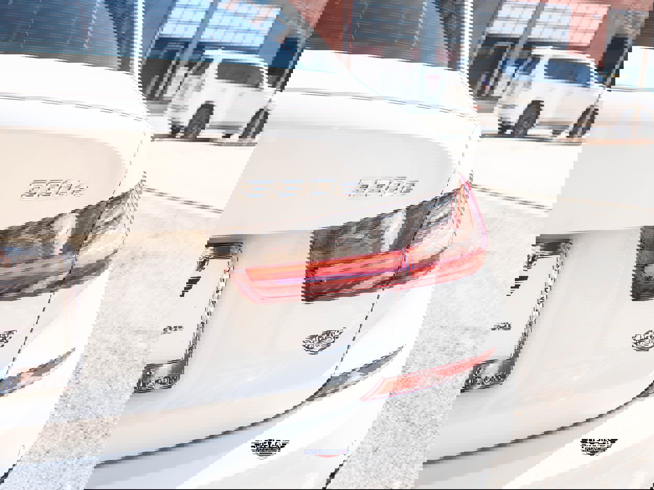 Used 2022 BMW 330e xDrive w/ M Sport Package image 51