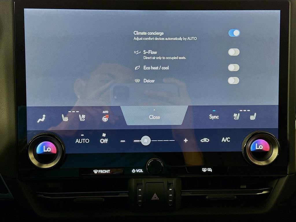 Used 2024 Lexus GX 550 image 16