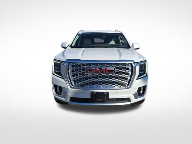 Used 2023 GMC Yukon Denali image 2