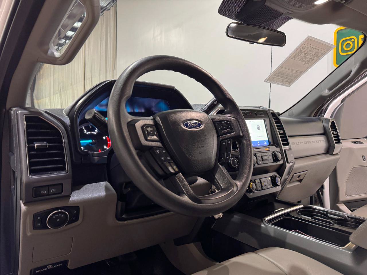 Used 2022 Ford F250 XLT w/ XLT Value Package AWD/4WD image 10