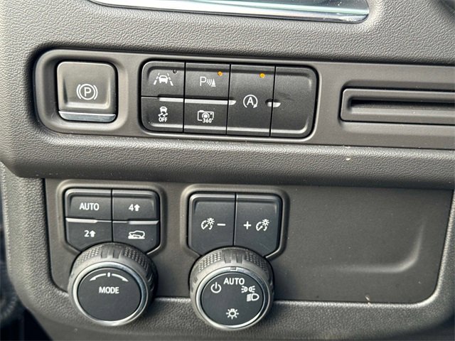 Used 2023 Chevrolet Tahoe RST w/ RST Performance Edition image 29