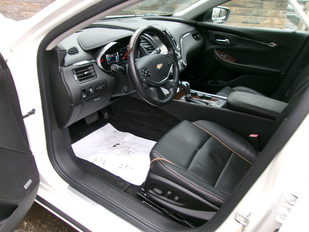 Used 2014 Chevrolet Impala LTZ image 16