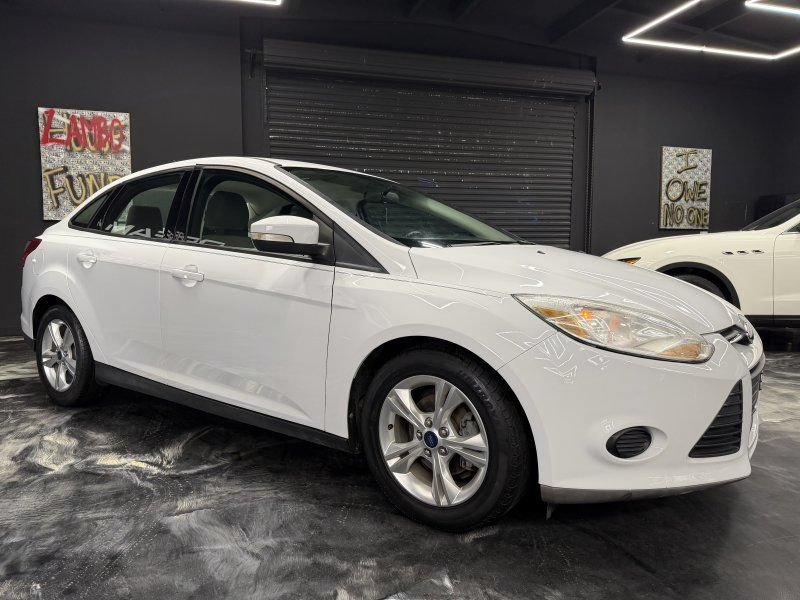 Used 2014 Ford Focus SE FWD image 3