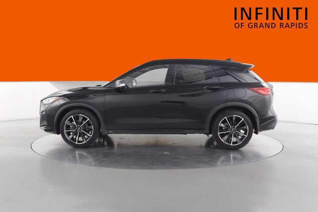 Used 2025 INFINITI QX50 Sport AWD/4WD image 4
