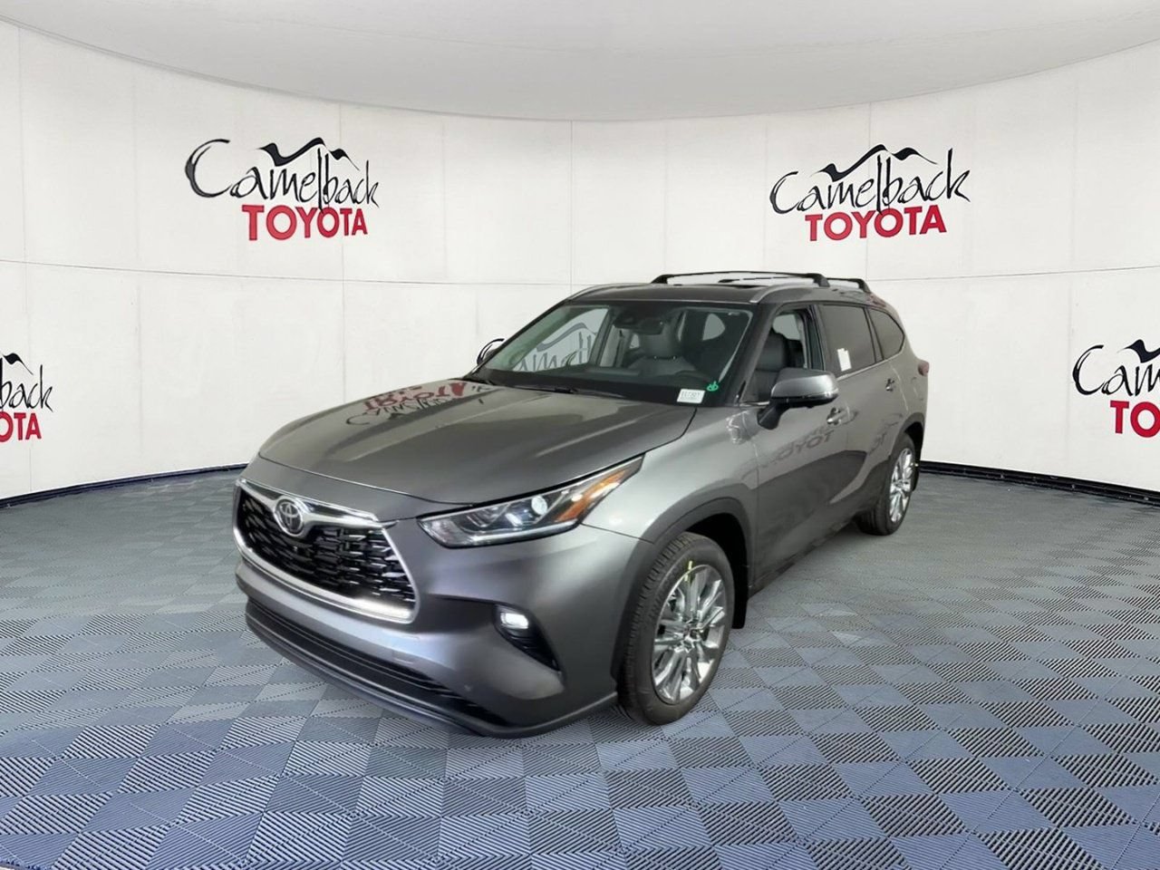 New 2026 Toyota Highlander Limited AWD/4WD image 7