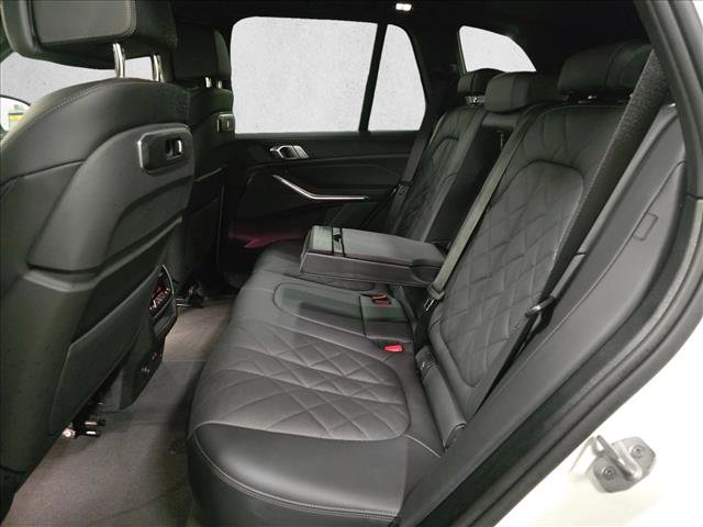 Used 2026 BMW X5 xDrive40i image 16