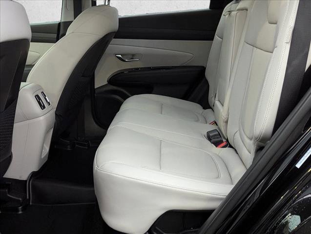 Certified 2025 Hyundai Tucson Limited image 19