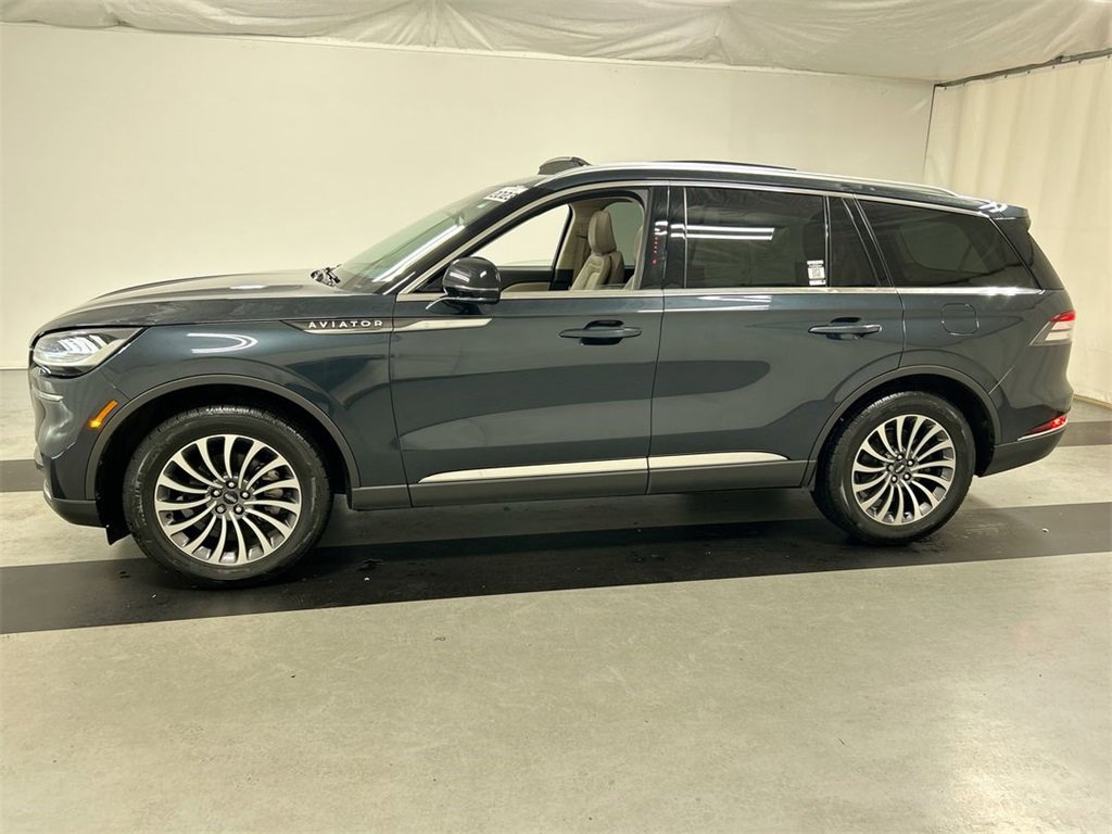Used 2023 Lincoln Aviator Reserve w/ Elements Package Plus image 6