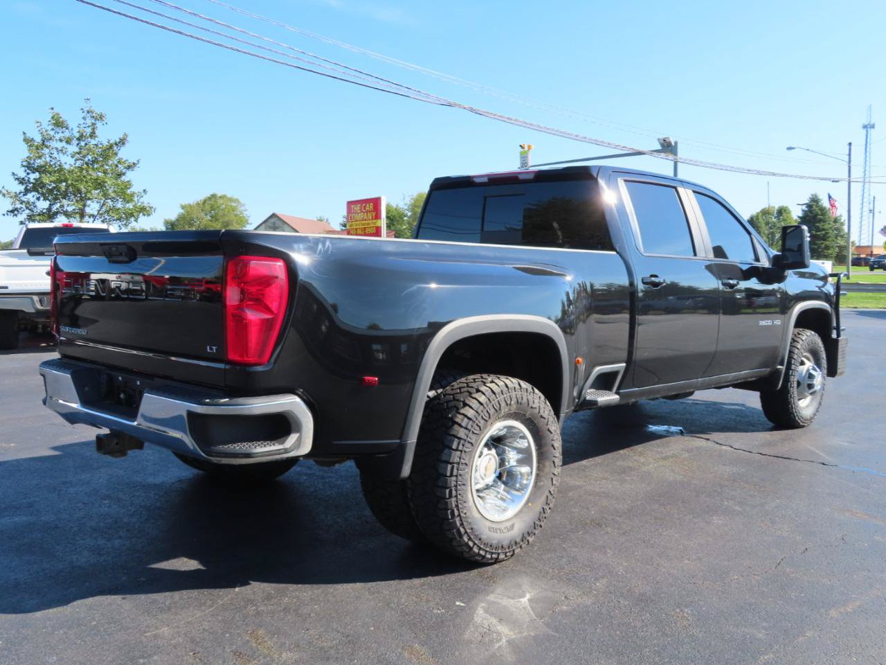 Used 2024 Chevrolet Silverado 3500 LT w/ Convenience Package AWD/4WD image 4