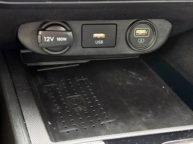 Used 2023 Hyundai Elantra Limited FWD image 29