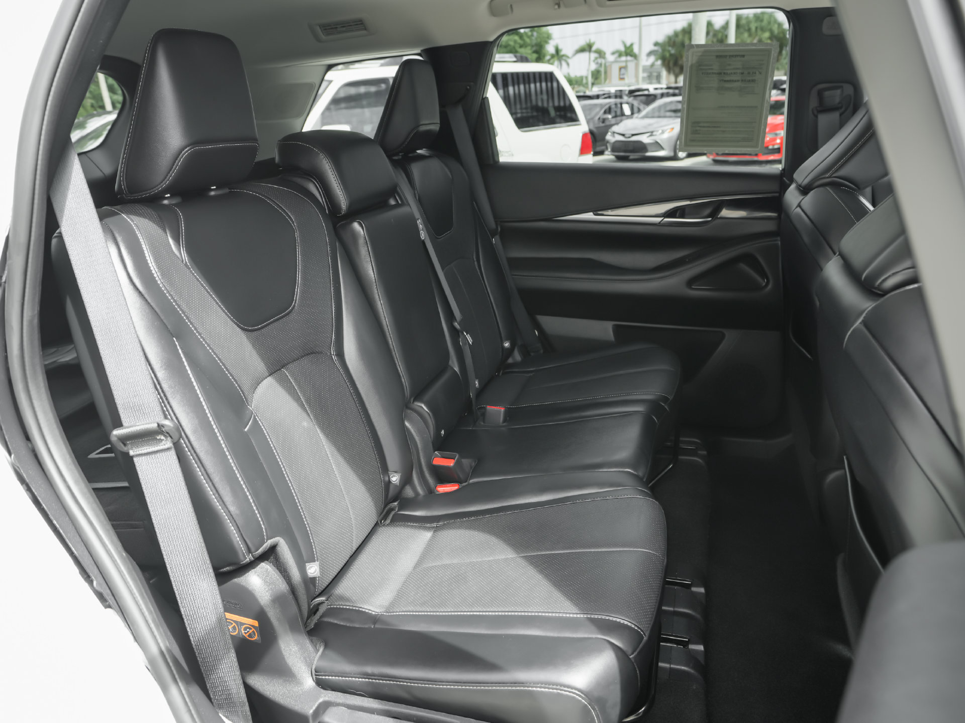 Used 2024 INFINITI QX60 Pure FWD image 7