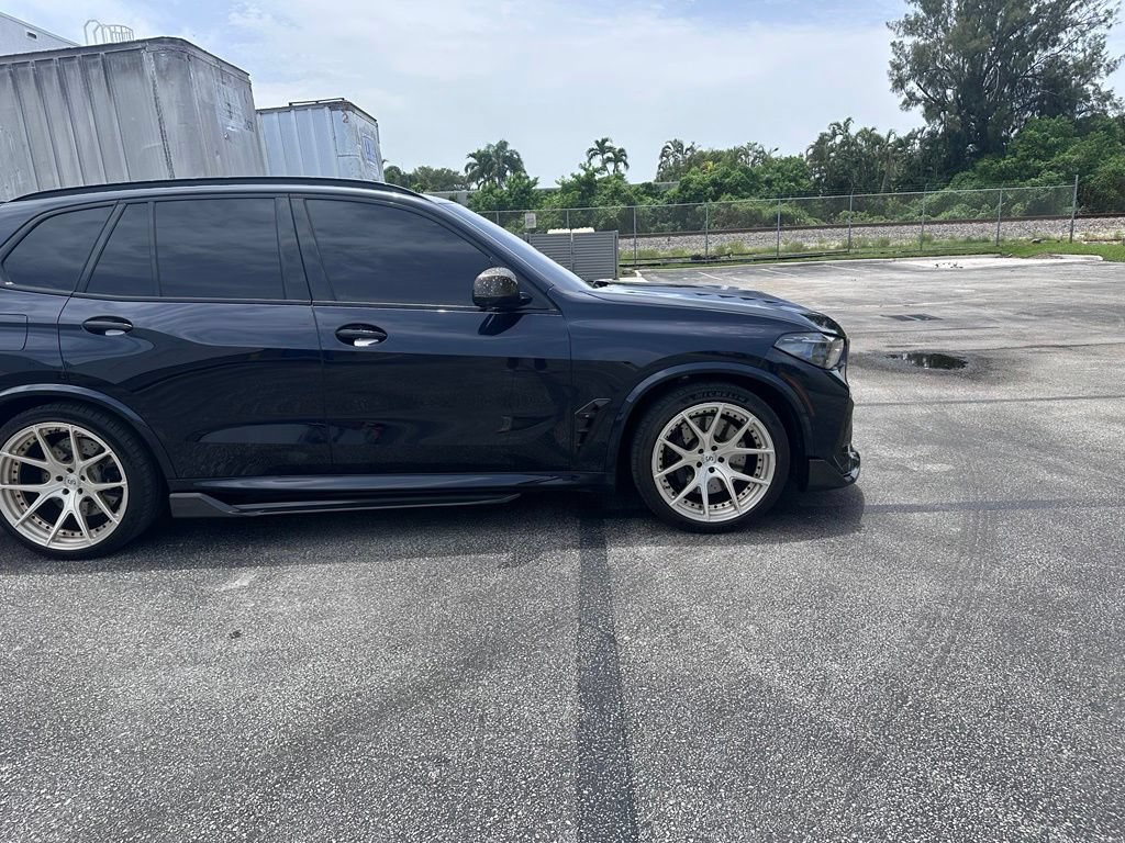 Used 2022 BMW X5 M w/ Competition Package 2 AWD/4WD image 9