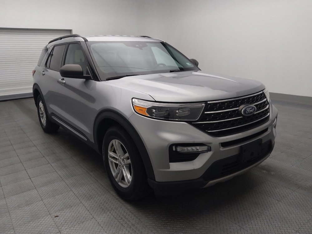 Used 2024 Ford Explorer XLT w/ Equipment Group 202A image 13