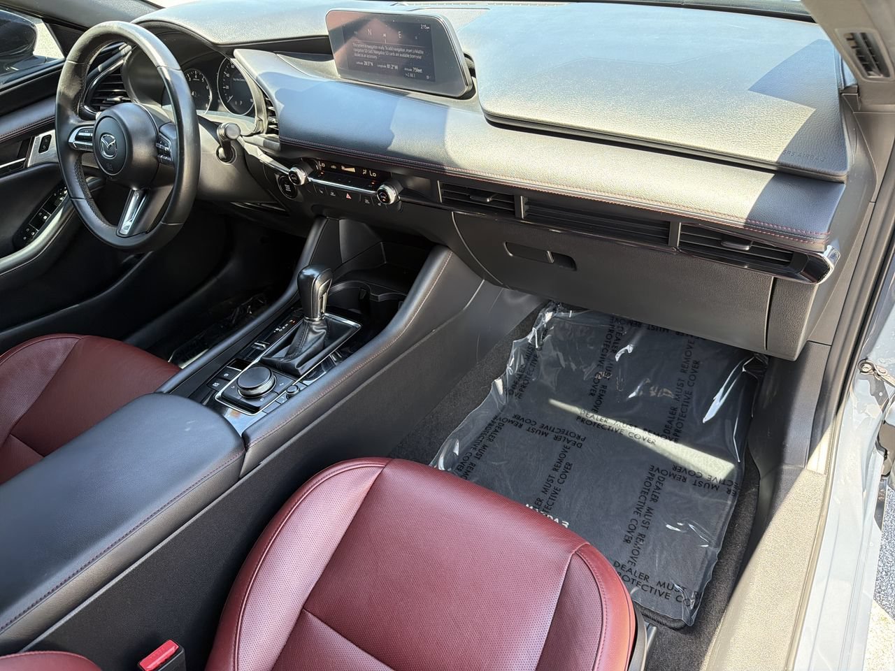 Used 2022 MAZDA MAZDA3 s FWD image 12