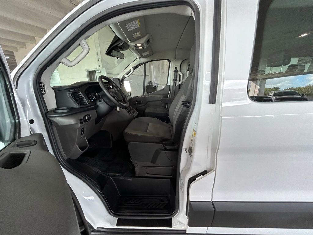 Used 2024 Ford Transit 350 XLT image 15