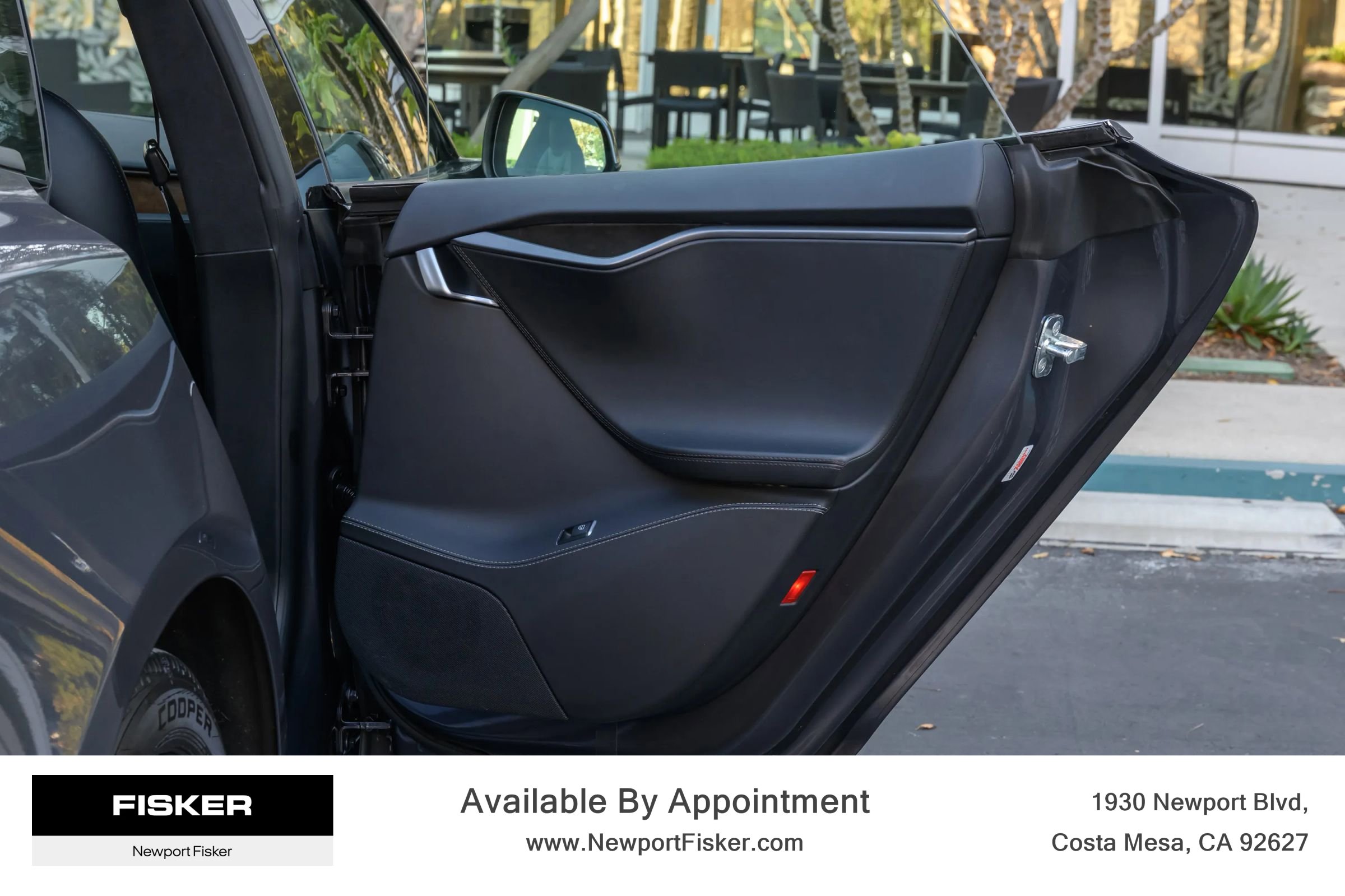 Used 2020 Tesla Model S Long Range Plus image 25