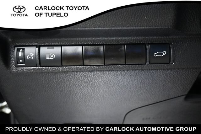 Used 2025 Toyota RAV4 XLE w/ Convenience Package FWD image 22