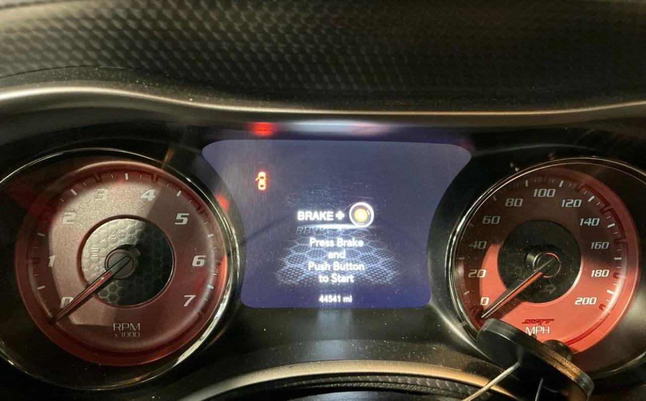 Used 2019 Dodge Charger SRT Hellcat w/ Harman/Kardon Audio Group image 6