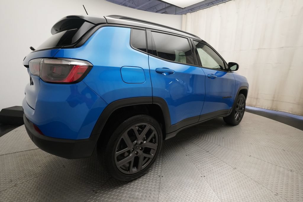 Used 2026 Jeep Compass Limited AWD/4WD image 35