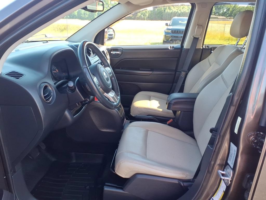 Used 2016 Jeep Compass 75th Anniversary w/ Power Value Group AWD/4WD image 15