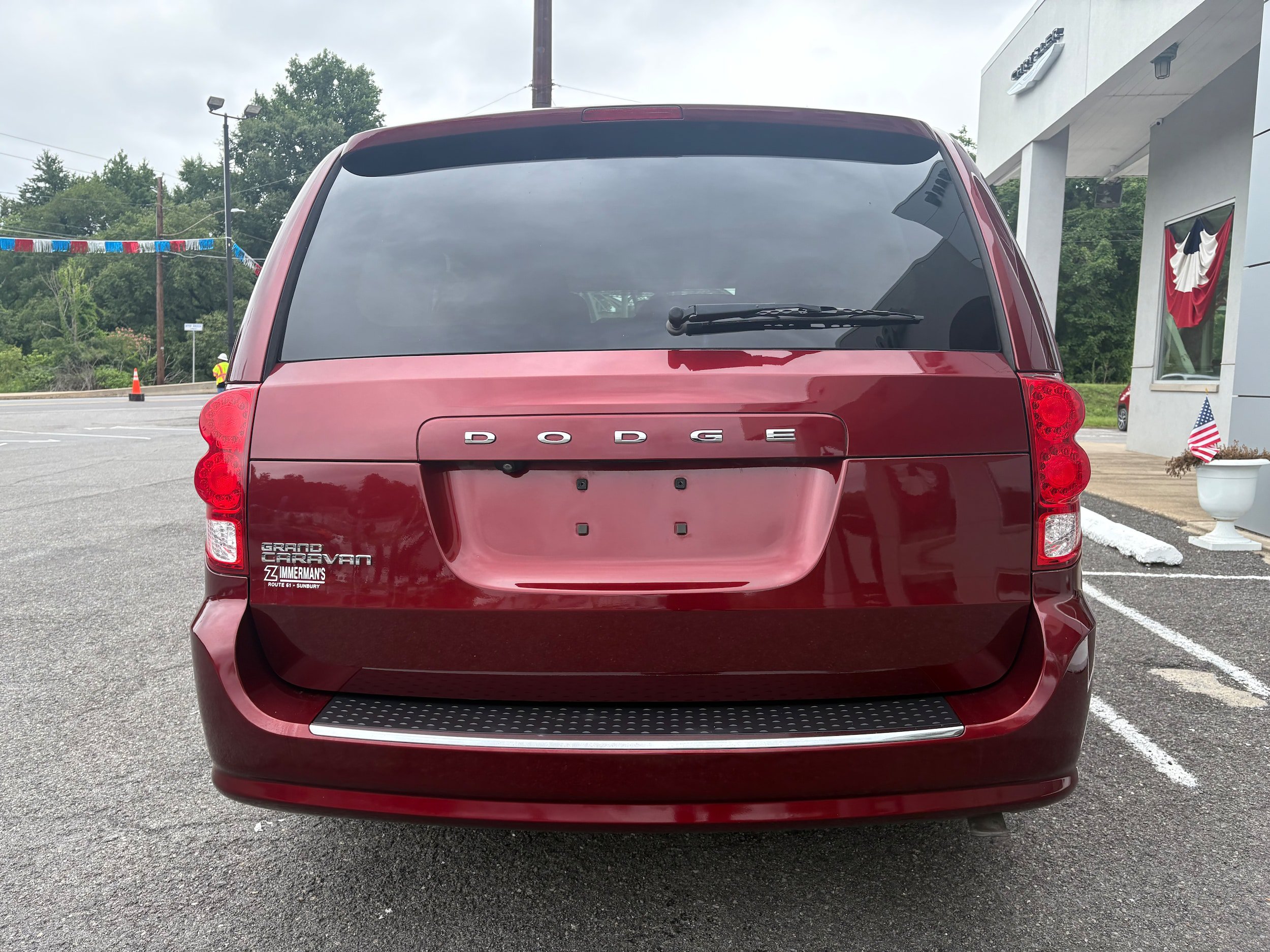 Used 2019 Dodge Grand Caravan SE FWD image 8