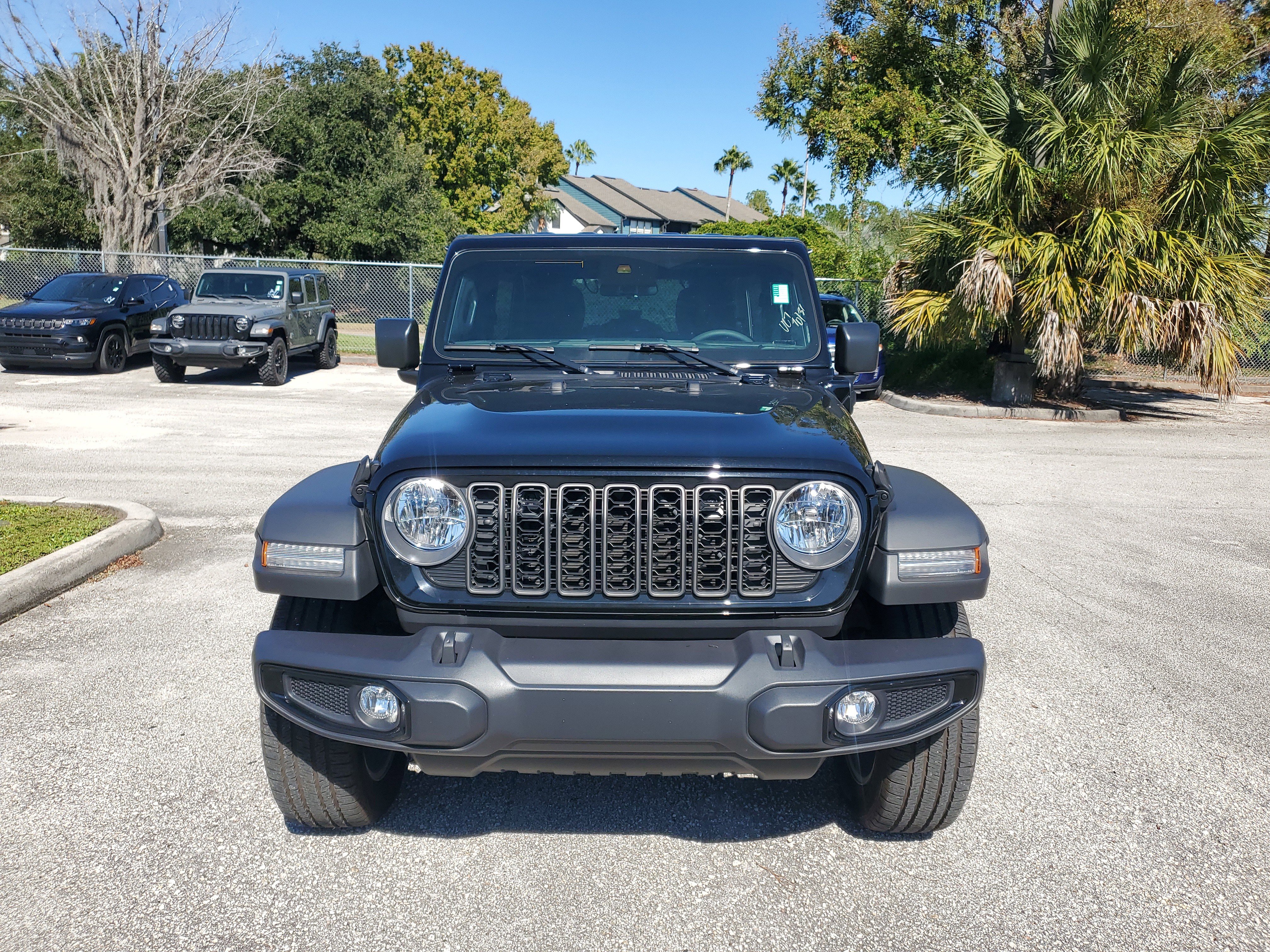 Used 2025 Jeep Wrangler Sport S w/ Convenience Group image 2
