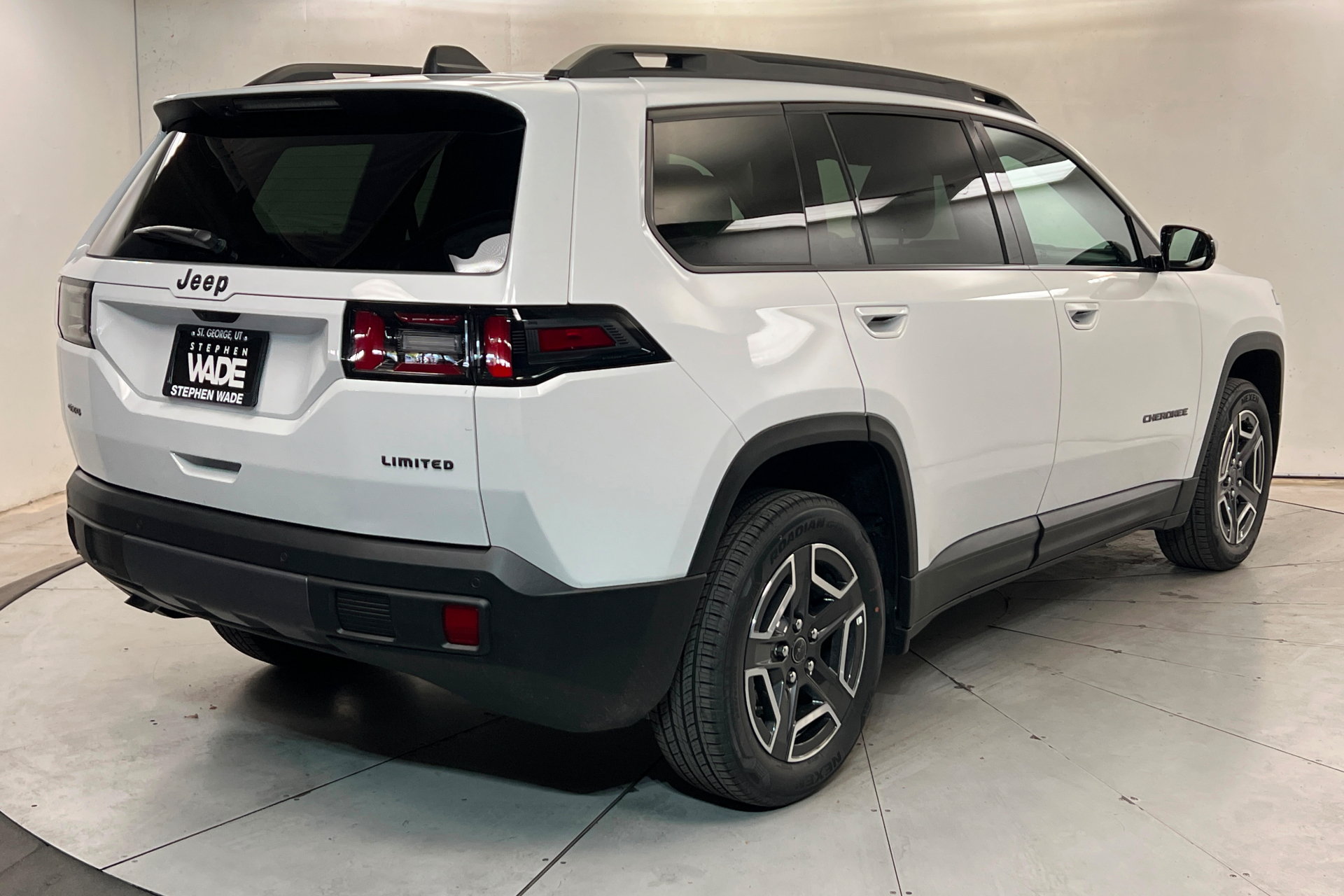 New 2026 Jeep Cherokee Limited AWD/4WD image 5