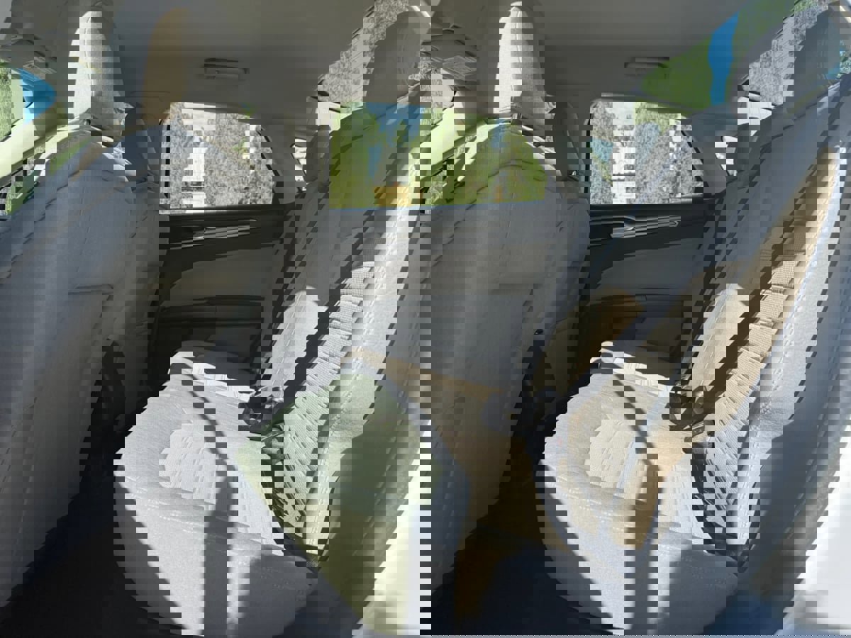 Used 2020 Ford Fusion S image 15