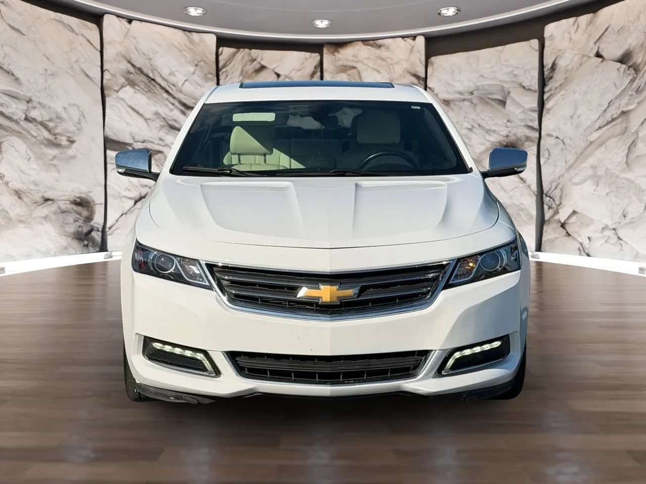 Used 2018 Chevrolet Impala LT w/ Sunroof and Spoiler Package FWD image 2