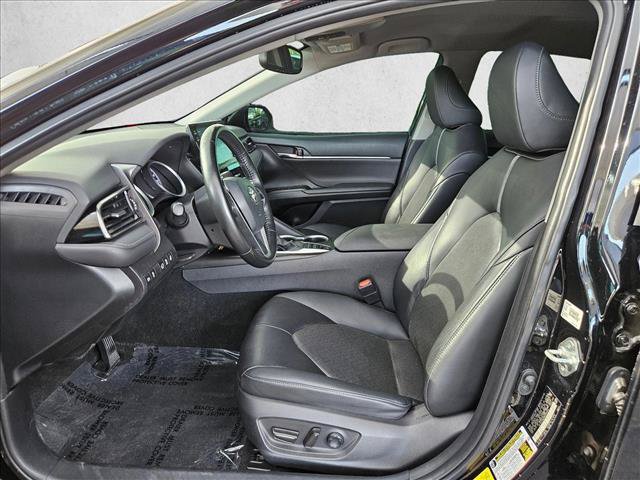 Used 2022 Toyota Camry XLE w/ Cold Weather Package FWD image 14