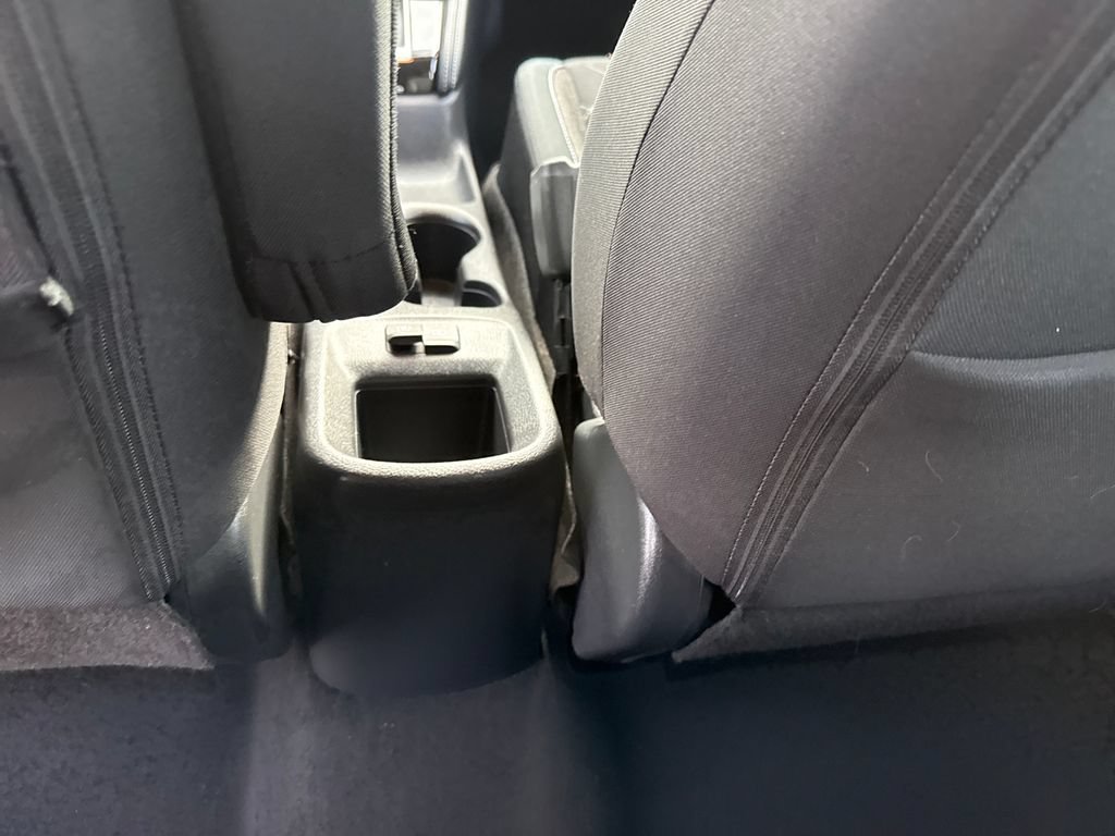 Used 2018 Nissan Kicks SV FWD image 21