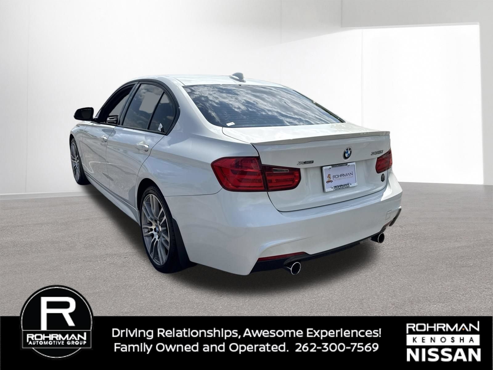 Used 2013 BMW 335i xDrive Sedan AWD/4WD image 3